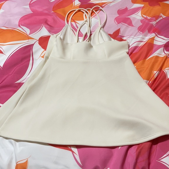 Express Dress Top - Picture 2 of 2